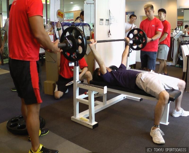 プレス 70kg ベンチ